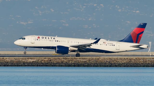 N316DU - Airbus