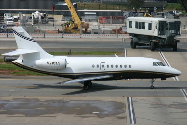 N718KS - Business jet