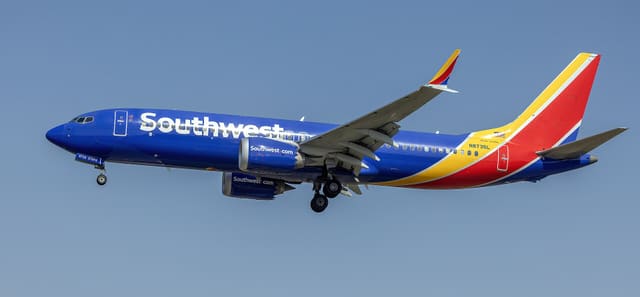 N8735L - Boeing