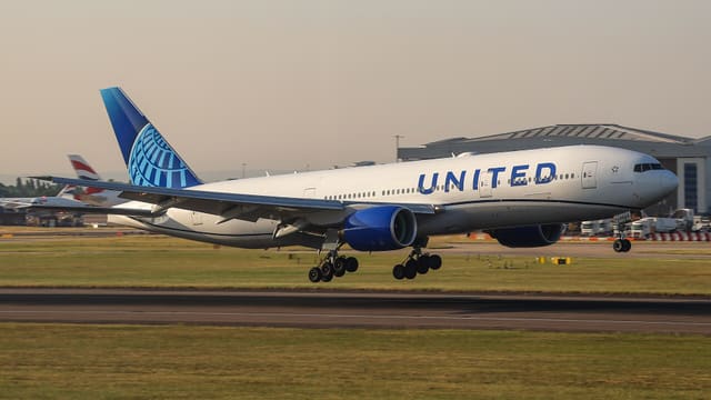N229UA - Boeing