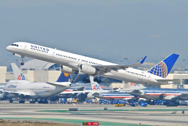 N77867 - Boeing