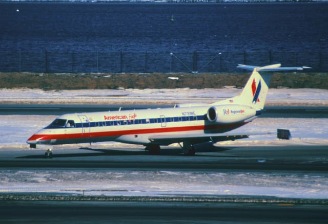 N731BE - Embraer