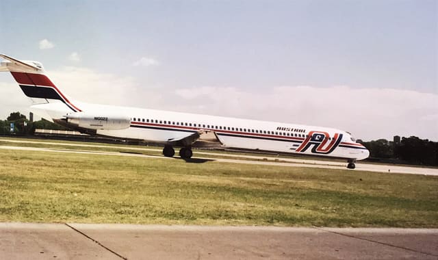 N10022 - Aircraft