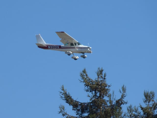 N3221V - Single-engine aircraft