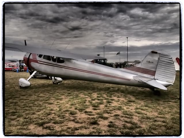 VH-AAL - Cessna