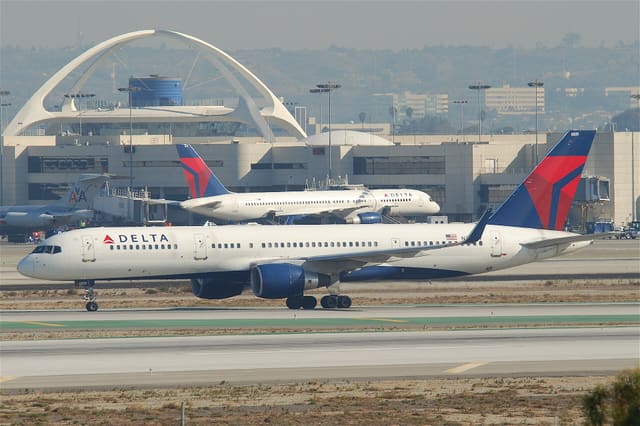 N713TW - Boeing