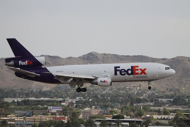 N313FE - Douglas