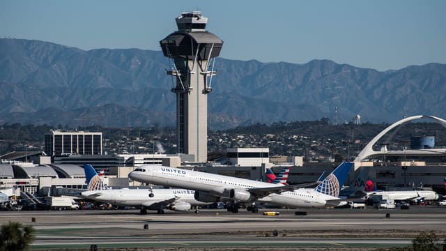 N57863 - Boeing