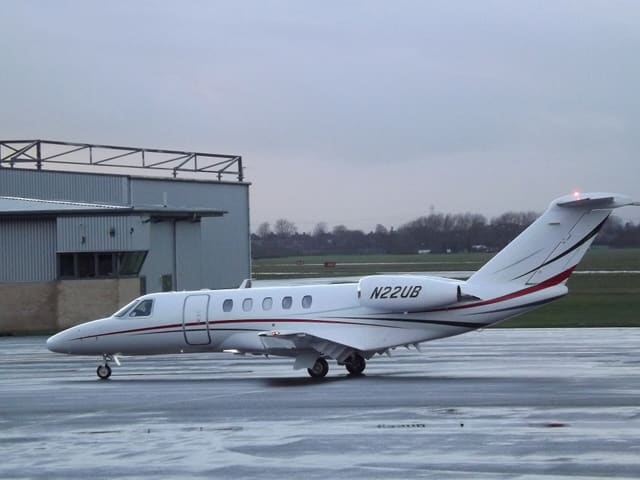 N22UB - Business jet