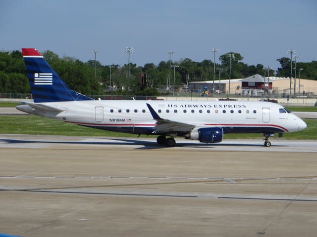 N816MA - Embraer