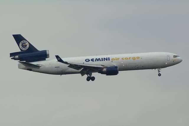 N702GC - Douglas