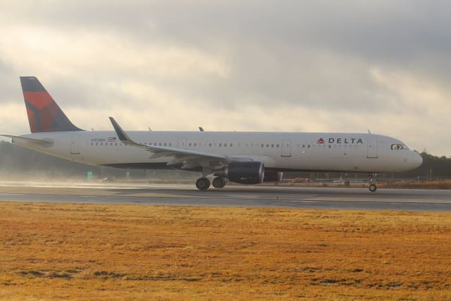N313DN - Airbus