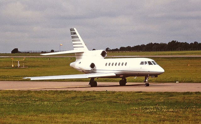N911RF - Business jet