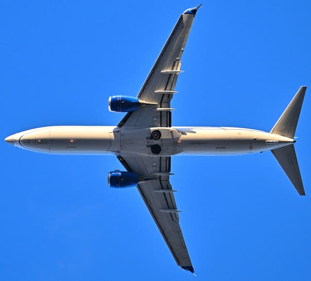 N12218 - Boeing