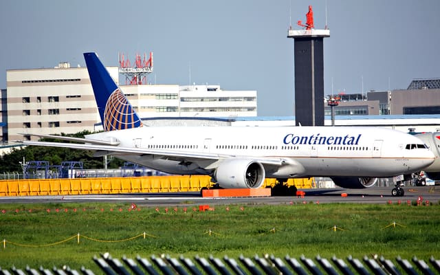 N78001 - Boeing