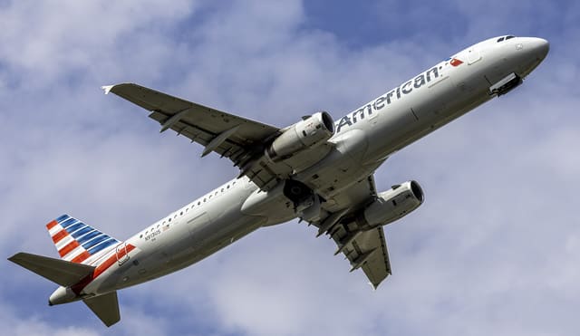 N913US - Airbus