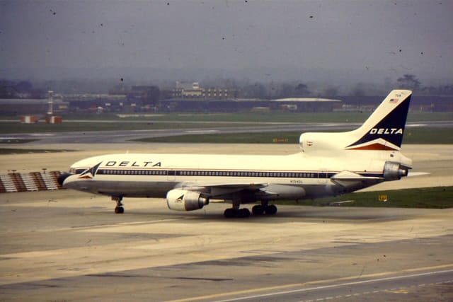 N754DL - Douglas