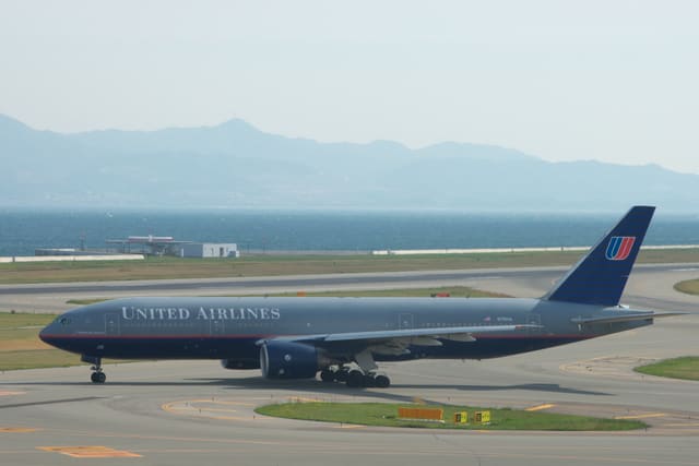 N792UA - Boeing