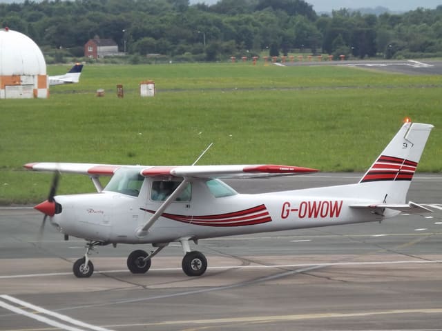G-OWOW - Cessna