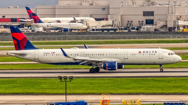 N110DX - Airbus