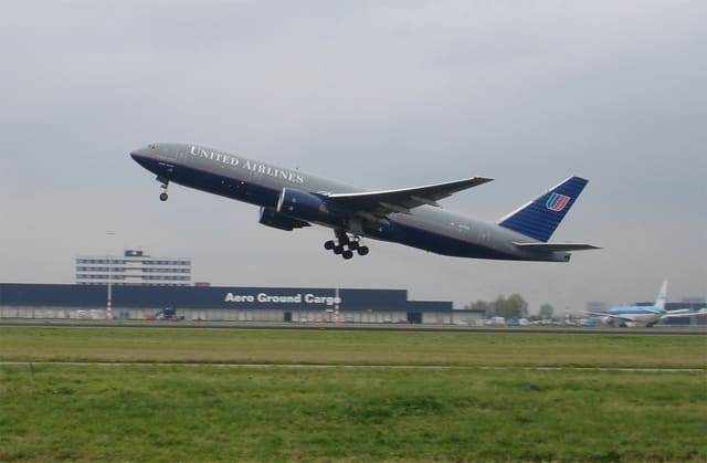 N777UA - Boeing