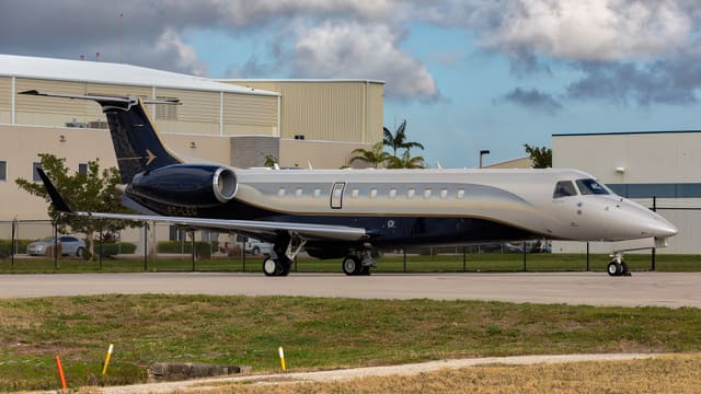  - Business jet