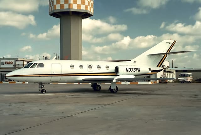 N375PK - Business jet