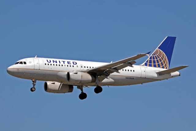 N855UA - Airbus