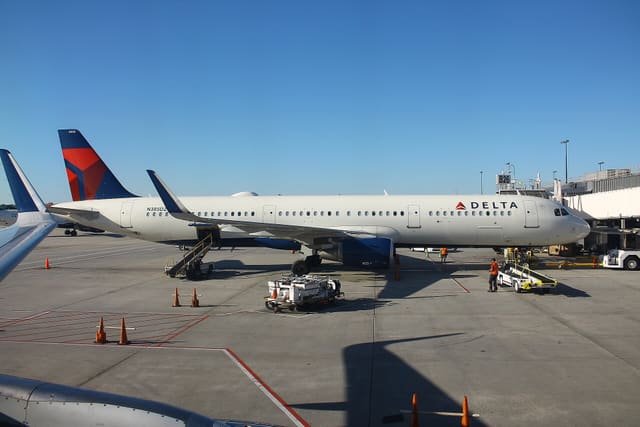 N385DZ - Airbus