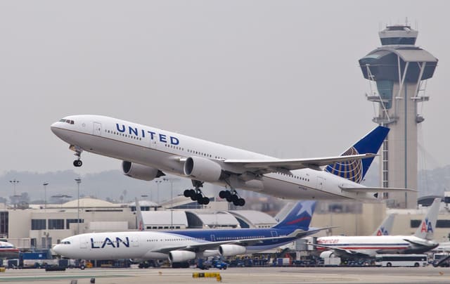 N772UA - Boeing