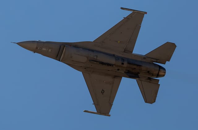 - Single-engine aircraft