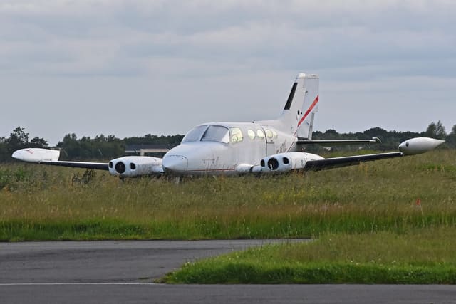 F-BOJZ - Cessna