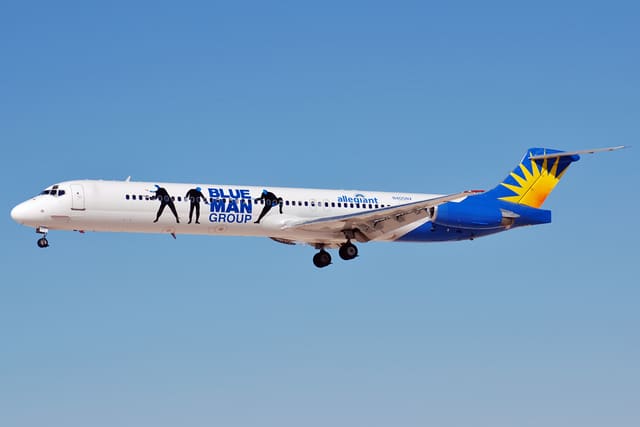 N405NV - Douglas