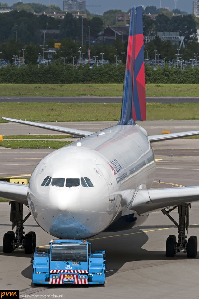 N814NW - Airbus