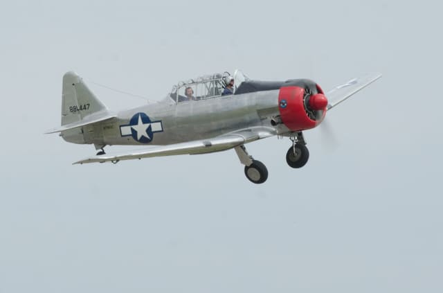 N7083C - Single-engine aircraft