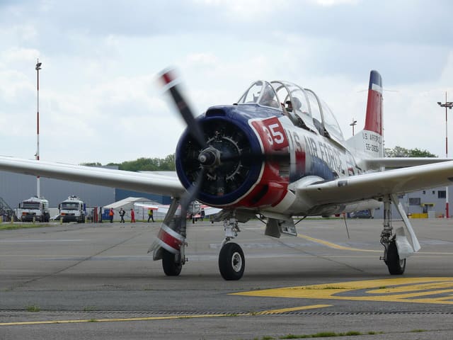 N1328B - Warbird