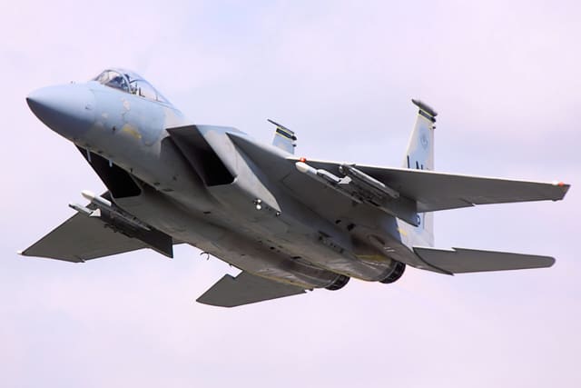  - Twin-engine aircraft
