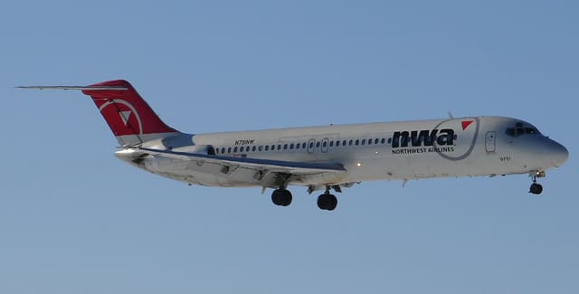 N751NW - Douglas