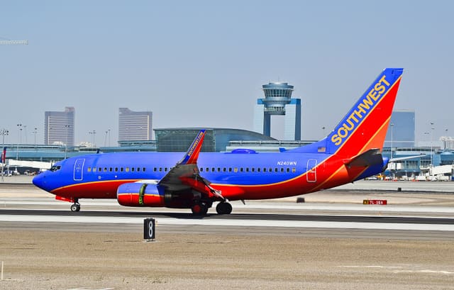 N240WN - Boeing