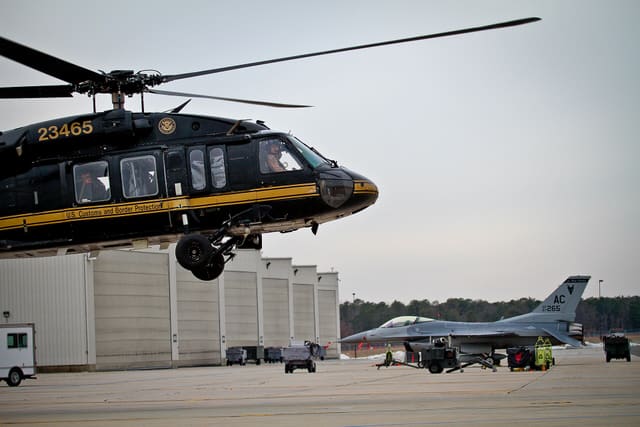  - Helicopter