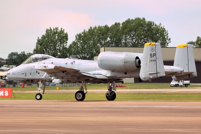  - Twin-engine aircraft