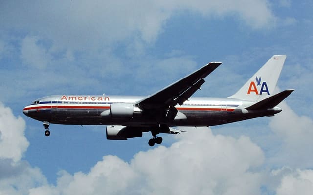 N312AA - Boeing