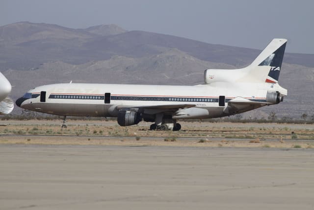 N768DL - Lockheed