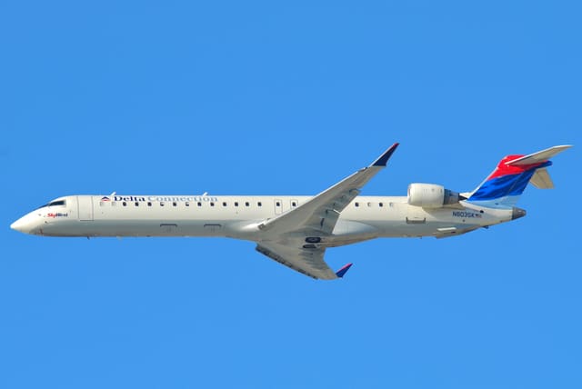 N803SK - Bombardier