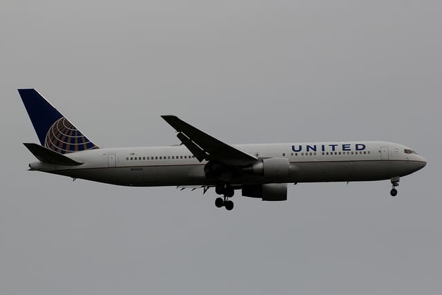 N656UA - Boeing