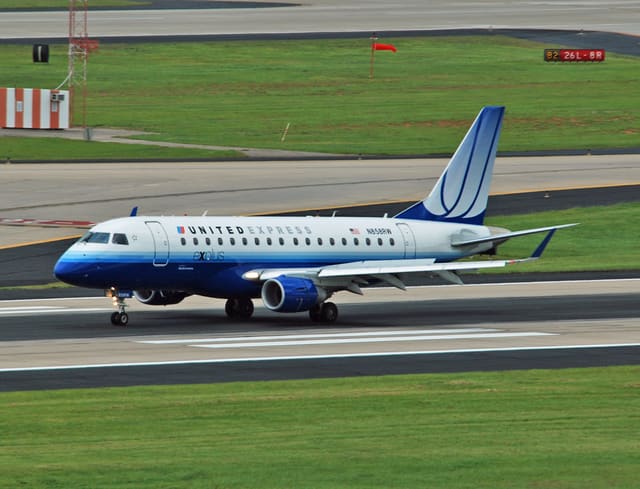N858RW - Embraer