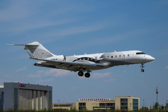 N866LM - Business jet