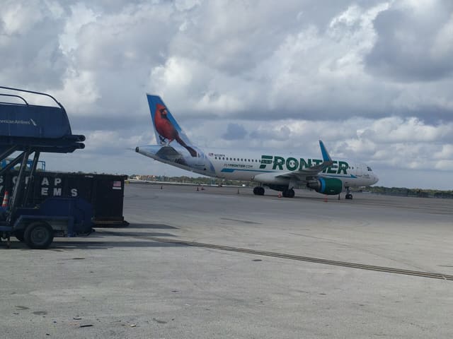 N228FR - Airbus
