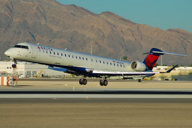 N824SK - Bombardier
