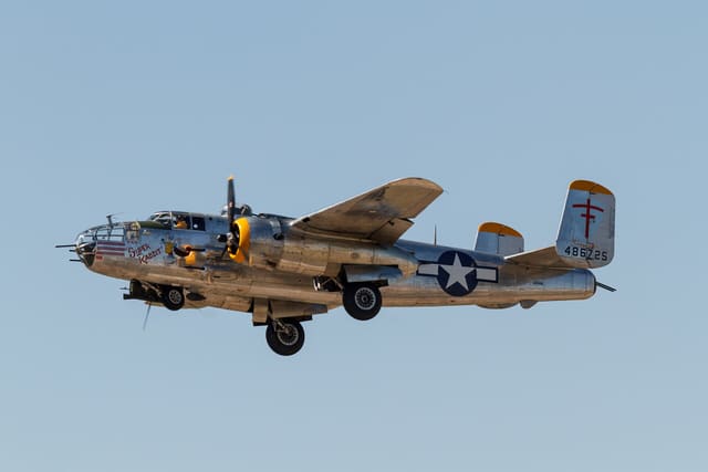 N25NA - Warbird